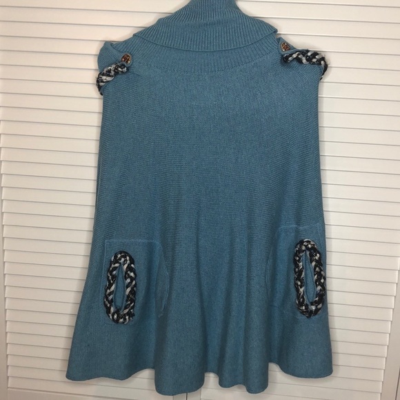 RARE Chanel Cashmere Hooded Turtleneck Cape Small - Picture 7 of 7